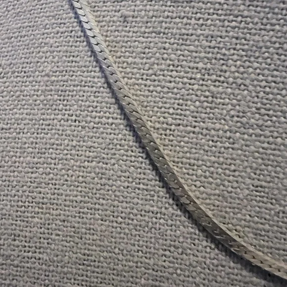 Italy .925 Herringbone Sterling Silver Chain Necklace - Picture 3 of 7